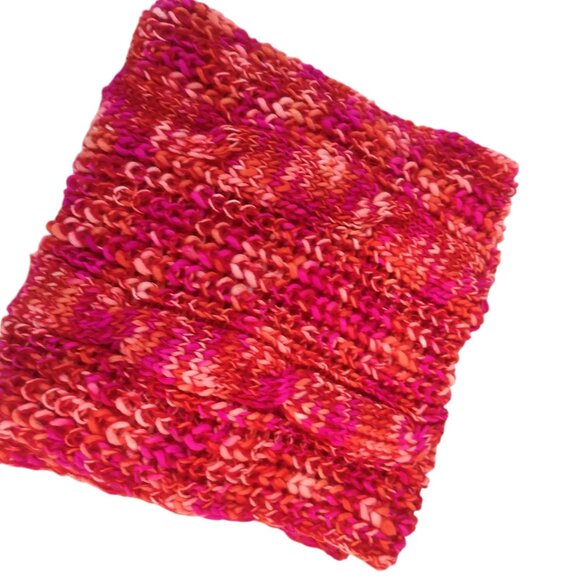 Handknitted Infinity Scarf Orange Pink - Picture 3 of 3